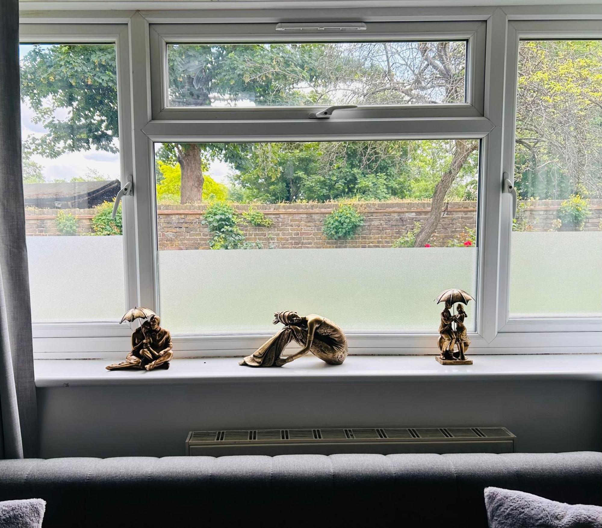 One Bedroom Flat In Chiswick W4 Londra Exterior foto